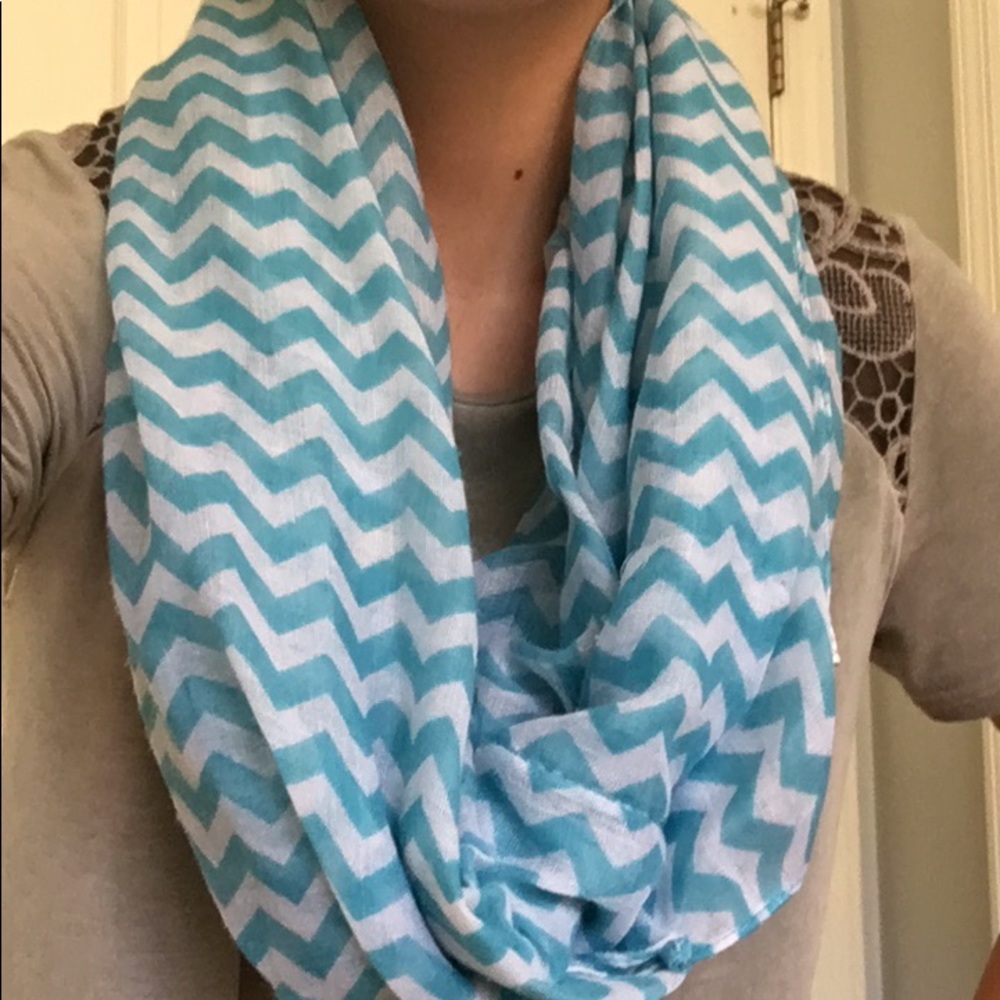 Infinity Scarf Bundle - Picture 2 of 2